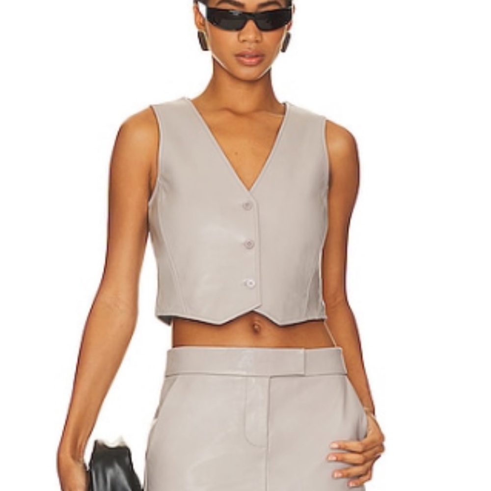 Lamarque Kallie Cropped Vest - NWT
